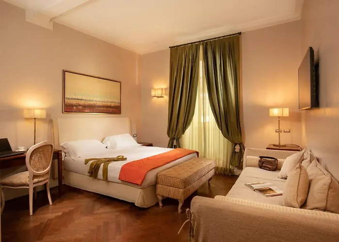 Hotel Mozart 4*