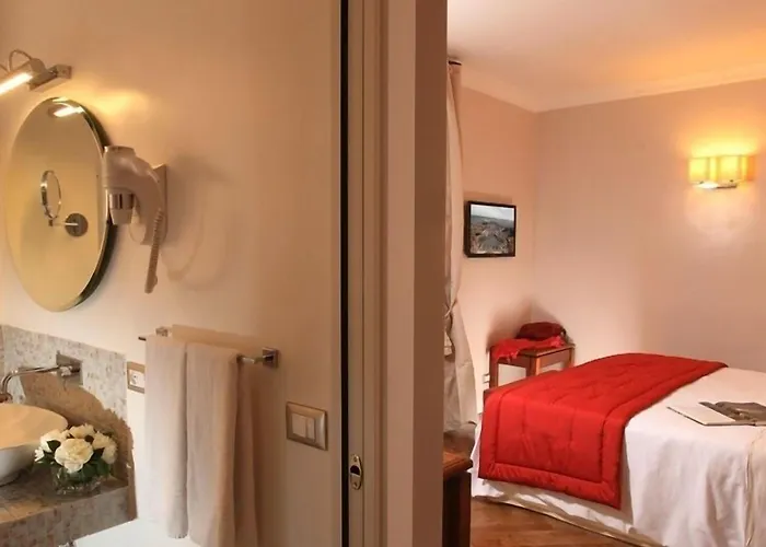 Hotel Mozart 4*