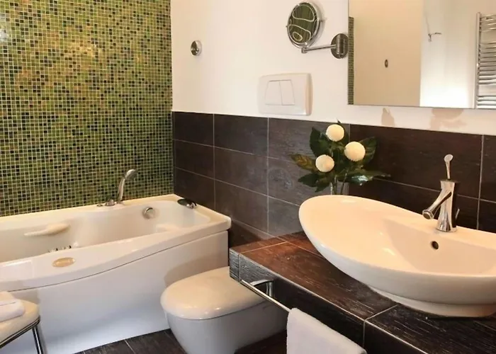 Hotel Mozart 4*